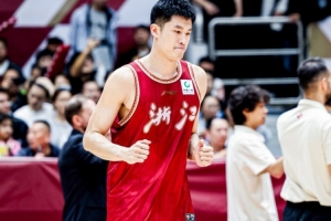 原来你是最准的！孟子凯半场首发10分钟三分4中4独揽12分